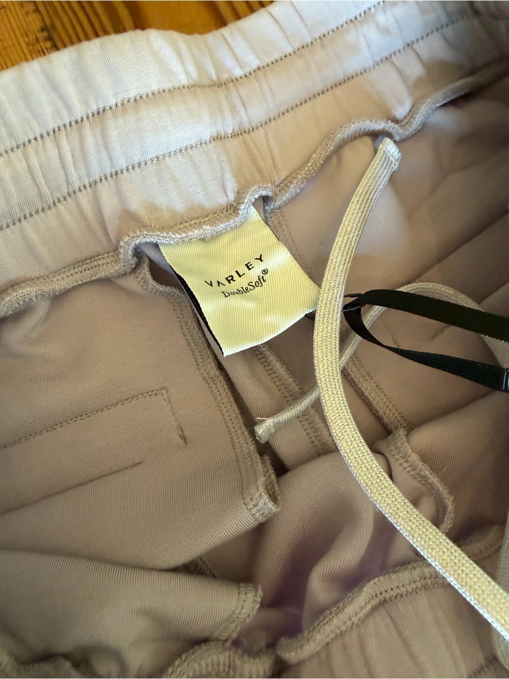 Varley Double Soft Raindrops The Slim Pant 25”-NWT-med - Picture 6 of 9